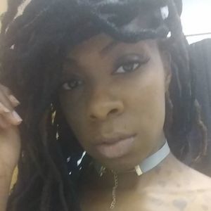 Meet your Posher, Imani